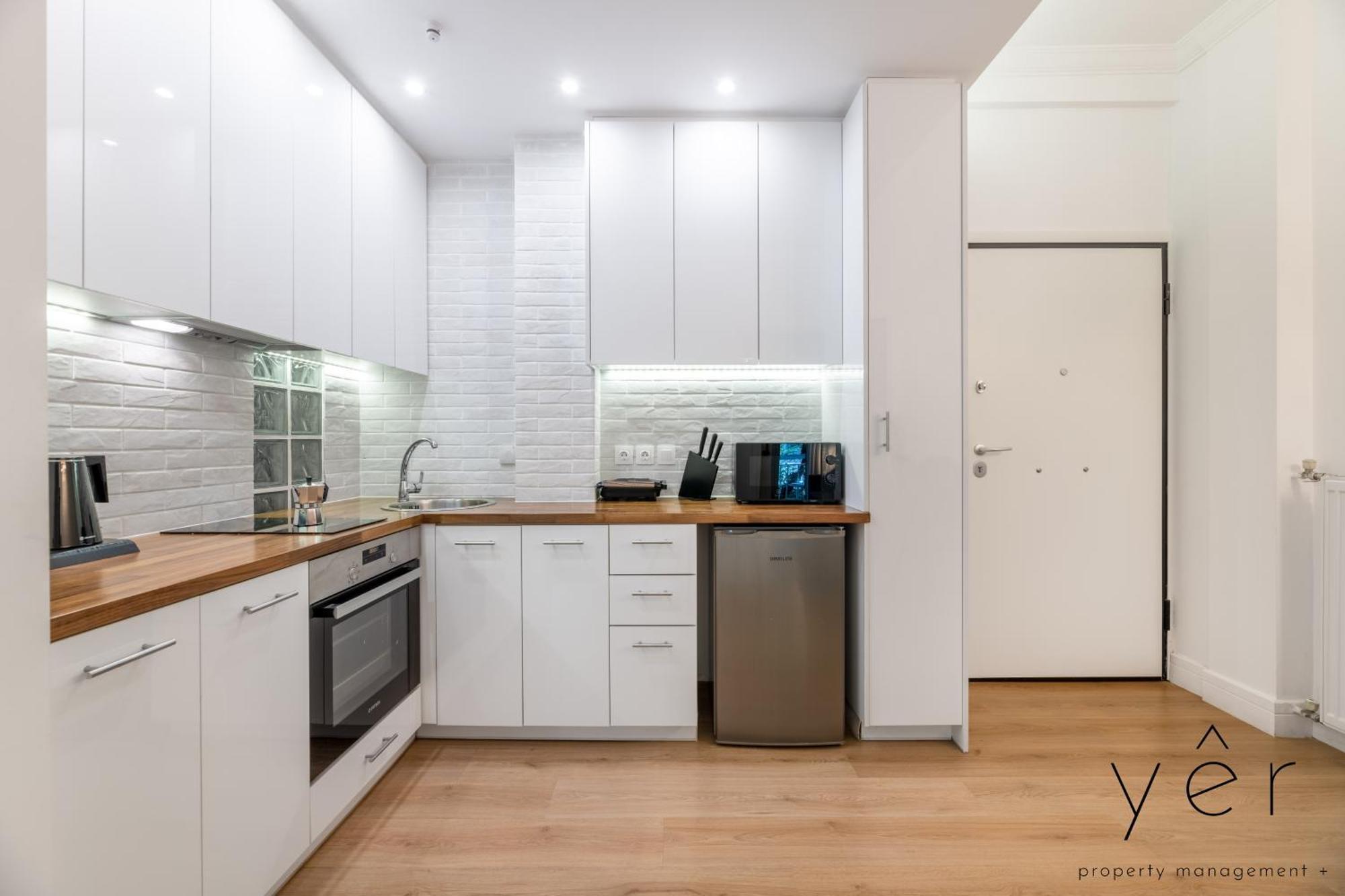 Trendy Living In Koukaki! 