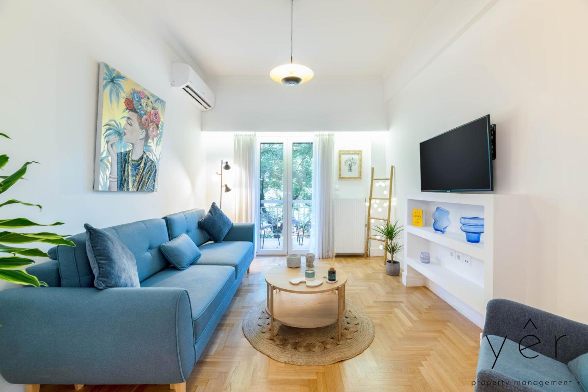 Trendy Living In Koukaki! 